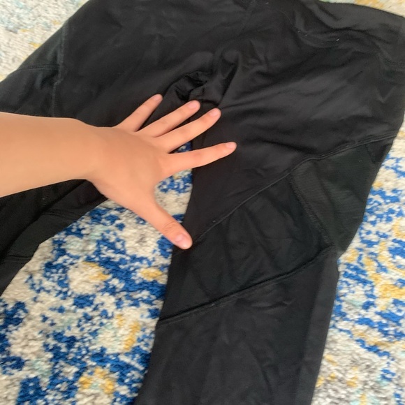 Women’s Black Cut Out Athletic Leggings Sz Small - Picture 4 of 6